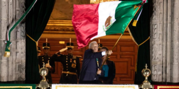 “Ahora sí nace del corazón decir ¡Viva México!”: AMLO invita a su último Grito de Independencia
