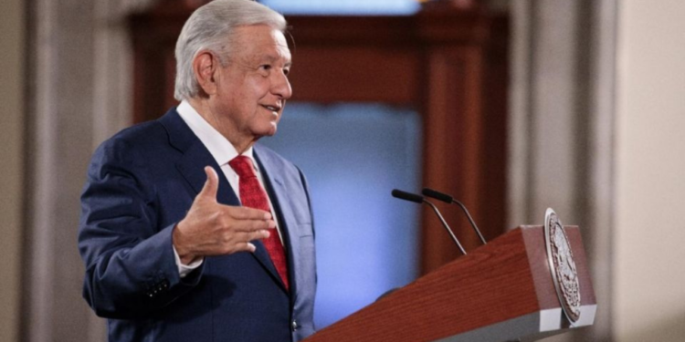 Amparos contra elección de jueces no tienen fundamento legal: AMLO