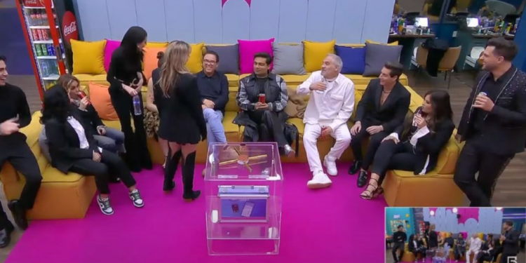 Team Tierra regresa a La Casa de los Famosos México, Adrián Marcelo fue el único ausente y Mariana Echeverría pide perdón