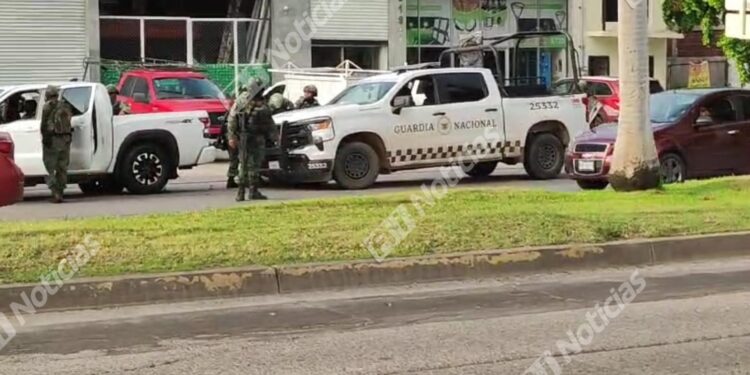 Enfrentamiento entre civiles armados y elementos de fuerzas especiales, hay un detenido