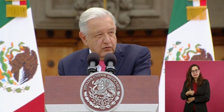 Lo mejor de México es su pueblo, dice AMLO durante su sexto Informe de Gobierno