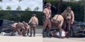 Policía que arrestó a Tyreek Hill, jugador de los Dolphins, es investigado y separado de su cargo