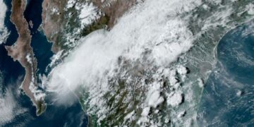 La tormenta tropical “Ileana” se debilita a depresión sobre el oeste de México