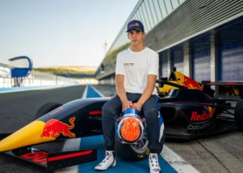 ¡Hará historia! El mexicano Ernesto Rivera se une a ‘cantera’ de pilotos de Red Bull: “Mi objetivo es ser campeón del mundo de F1”