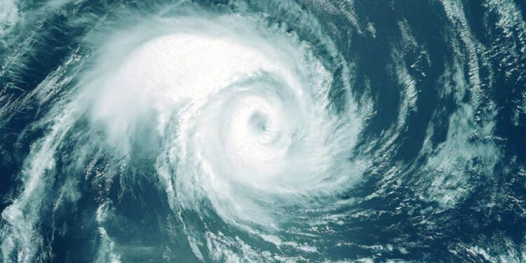 Ciclón Isaac, ahora, amenaza con formarse en el Atlántico
