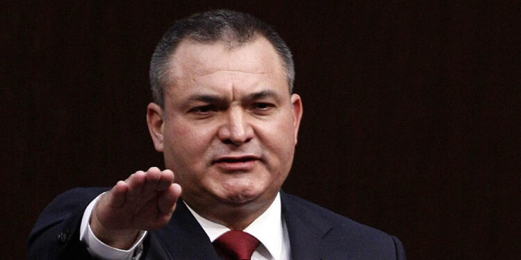 Que García Luna entregue pruebas de mis vínculos con el narco, con eso se salva de la sentencia en EE.UU.: AMLO