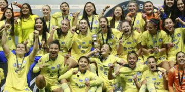 Claudia Sheinbaum: “Las mujeres deportistas tienen derecho a exigir los mismos salarios que los hombres”