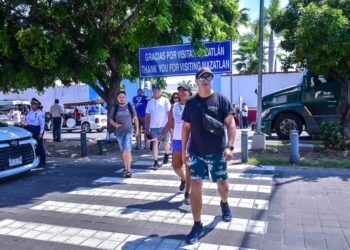 Turismo de cruceros impulsa la reactivación económica en Mazatlán: SEDECTUR