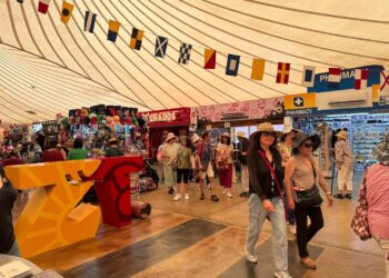 Arriba a Mazatlán el crucero “Carnival Firenze” con más de 4 mil pasajeros a bordo