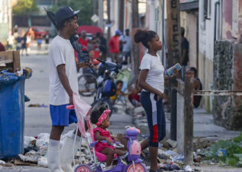 México ofrece ayuda a Cuba ante colapso de su sistema eléctrico