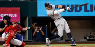 Con gran actuación de Stanton, Yanquis vence a Reales