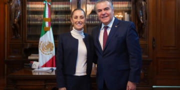 Sheinbaum dialoga con el líder del CCE sobre inversiones