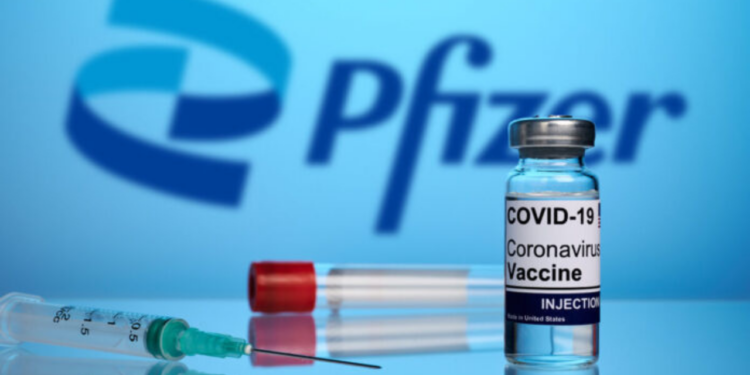 Cofepris autoriza vacuna actualizada contra covid-19 de Pfizer