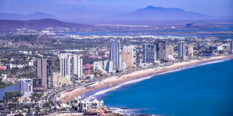 Inicio de semana soleado se pronostica en Mazatlán; La temperatura mínima registra un ligero descenso
