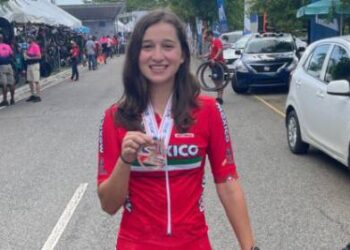 Romina Hinojosa firma con el legendario equipo Lotto Dstny para el World Tour 2025-2026