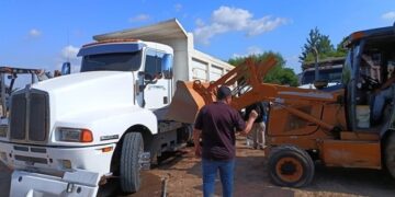 Hombre pierde la vida al caerle encima la caja de una góndola en Culiacán