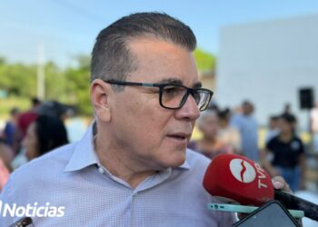 “Rocha Moya debe seguir al frente”, dice Edgar González tras 46 días de violencia en Sinaloa