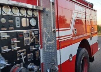 Agente de la Estatal Preventiva queda lesionada después de volcar por “La Costerita” en Culiacán
