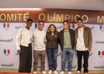 Medallistas olímpicos reciben nuevo premio económico en el COM por su desempeño en París 2024