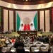 Cámara de Diputados aprueba reforma que obliga a patrones a proveer asientos con respaldo