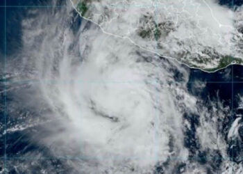 Se forma tormenta tropical Kristy frente a costas mexicanas: ¿qué estados están en riesgo?