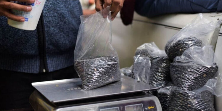 Profeco expone las marcas de frijoles que sí son lo que prometen y contienen mayor proteína en el mercado
