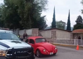 Apuñalan a alumna de secundaria tras riña con su compañera, padres de familia denuncian bullying en Hidalgo
