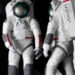 Prada diseñó los trajes que los astronautas de la NASA usarán en la próxima misión a la luna