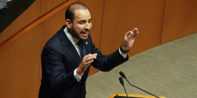 Marko Cortes solicita licencia al Senado para separarse del cargo