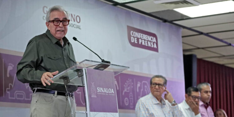 Anuncia el Gobernador del Estado, Rubén Rocha, operativo para disminuir el robo a comercio