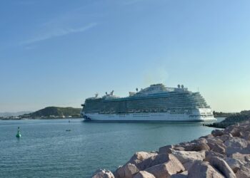 Arribo del crucero “Discovery Princess” activa turismo en Mazatlán
