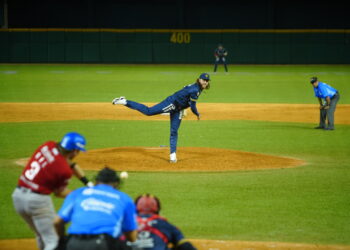 Venados de Mazatlán vuelve a caer ante Charros de Jalisco en una noche complicada en casa