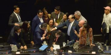 Noroña y ‘Alito’ Moreno casi se golpean en el Senado: ‘No me ponga el dedo encima’