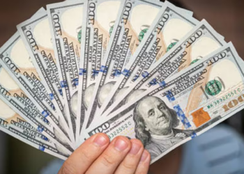 Dólar llega 21.13 pesos al menudeo; su nivel más alto en más de dos años