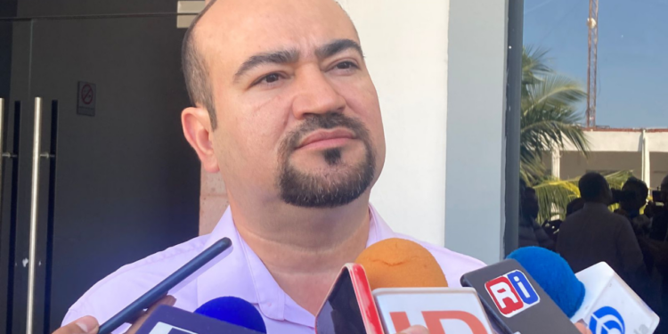 Se encuentra grave mujer baleada en Urbi Villa en Mazatlán