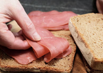 La mejor forma de conservar el jamón crudo; evita que pierda sus propiedades