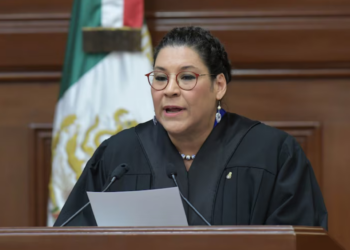 Lenia Batres y Rafael Guerra buscan ser candidatos del Poder Ejecutivo a ministros de la SCJN; así aparecen en la lista de aspirantes