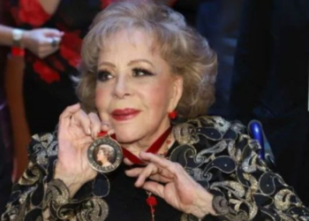 En estado crítico, actualizan el reporte de salud de Silvia Pinal; familiares piden privacidad