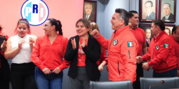 Alito Moreno celebra llegada al PRI de militantes de MC: “Demuestran su compromiso con el país”