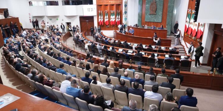 Tras trecer informe de labores de Rocha Moya, diputados presentan sus posicionamientos