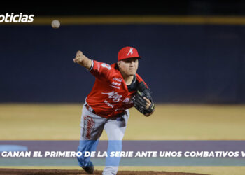 Águilas ganan el primero de la serie ante unos combativos Venados