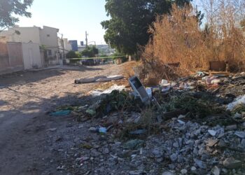 Localizan a hombre sin vida envuelto en una cobija en Culiacán