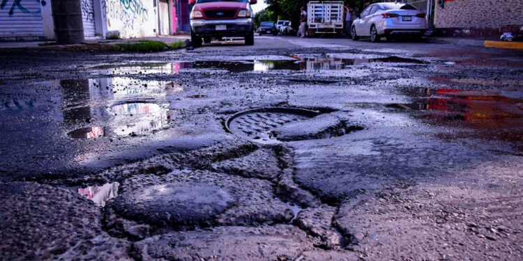 Mazatlán tiene más de 2 mil baches; Gobierno Municipal busca “tapar” mil en 100 días