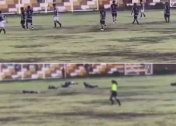 Rayo mata a futbolista en Perú en pleno partido y deja al menos cuatro heridos (Video)