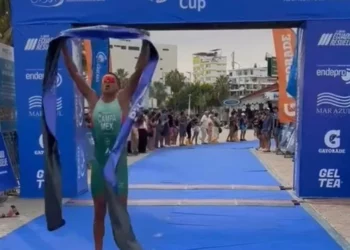 El mexicano Dylan Campa conquista la medalla de oro en la Copa de las Américas de Triatlón