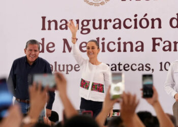 Claudia Sheinbaum promete un sistema de Salud universal
