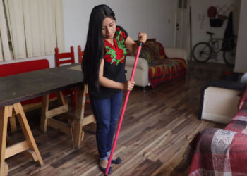 Las tareas del hogar en México equivalen al 26.3 % del PIB y las mujeres aportan el 71.5 %