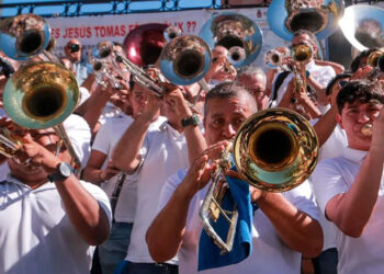 ‘Jalemos con la banda’ recauda más de 500 mil pesos para músicos y meseros en Culiacán