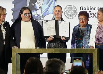 “Mujeres ya estamos en la Constitución”: Sheinbaum firma decreto de igualdad sustantiva