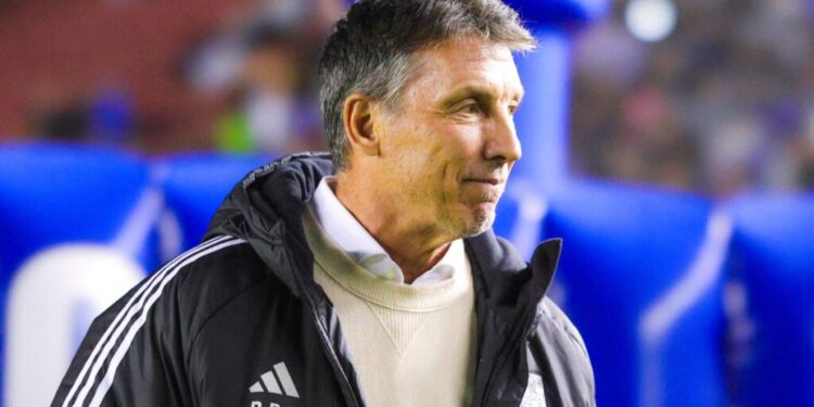 Siboldi se defiende y se va con todo contra Borja: “Busca justificar su desastroso paso por Cruz Azul”